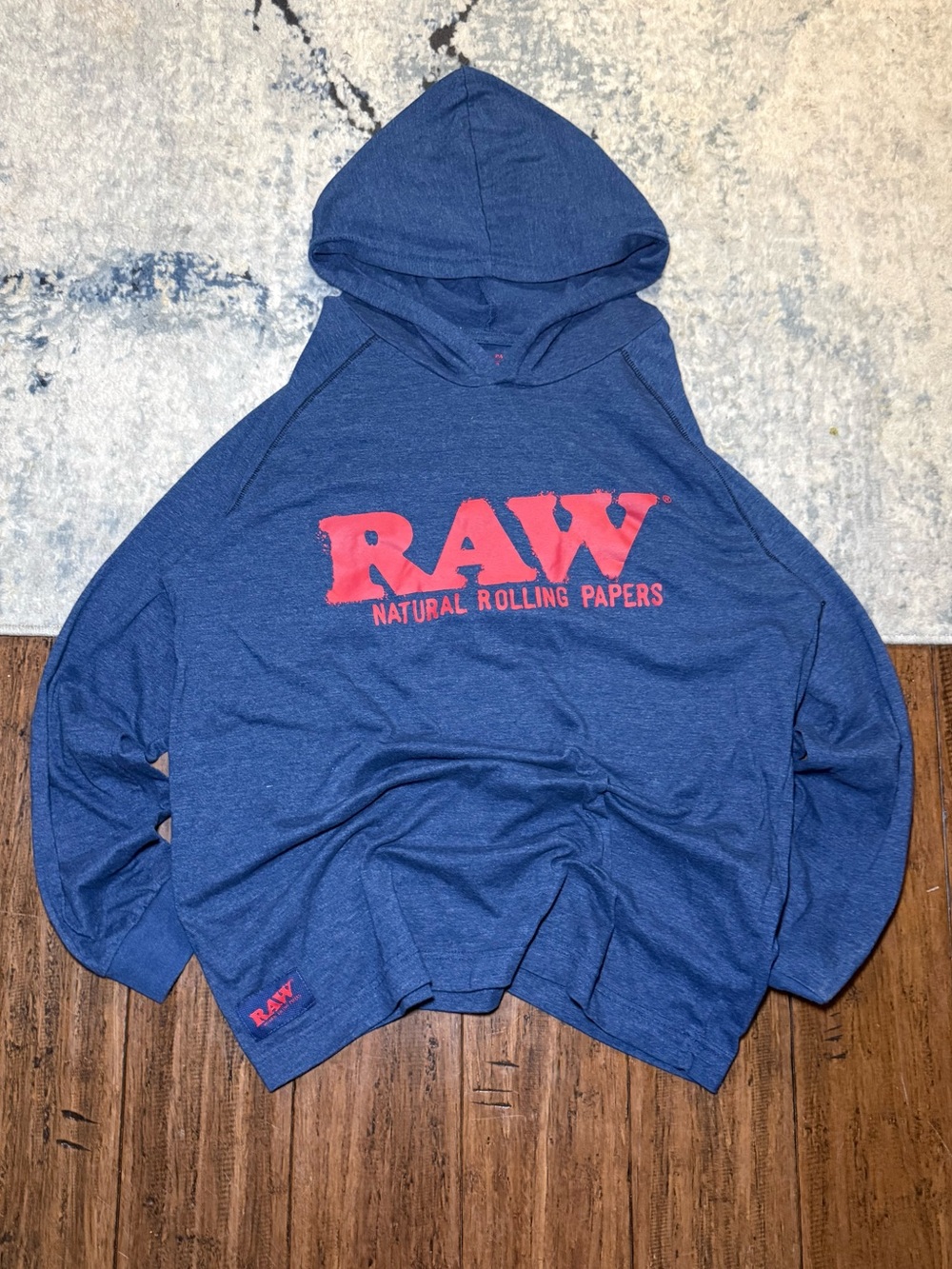 RAW Natural Rolling Papers Graphic Hoodie King Size (Large)